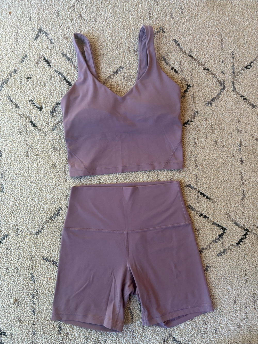 Lululemon set 4/6 EUC